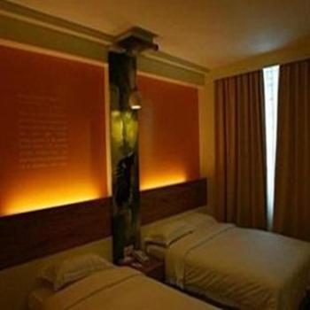 Hotel Kk 2*